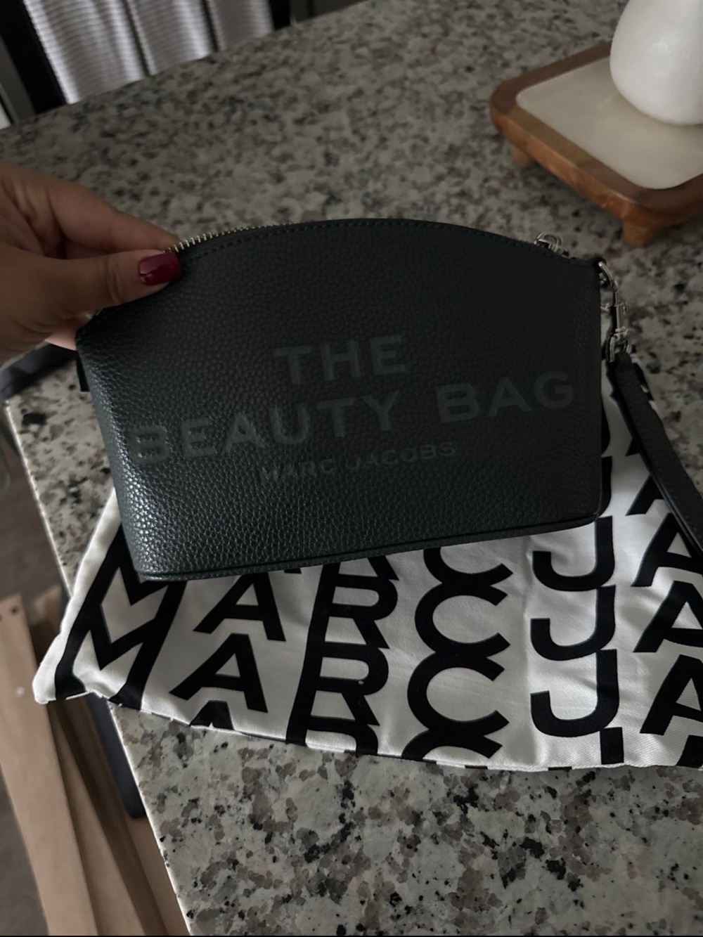 Marc Jacobs Cosmetic Bag - Picture 4 of 4